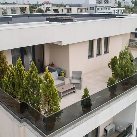 2camere.1living Room, 4 Paturi Apartment Constanta